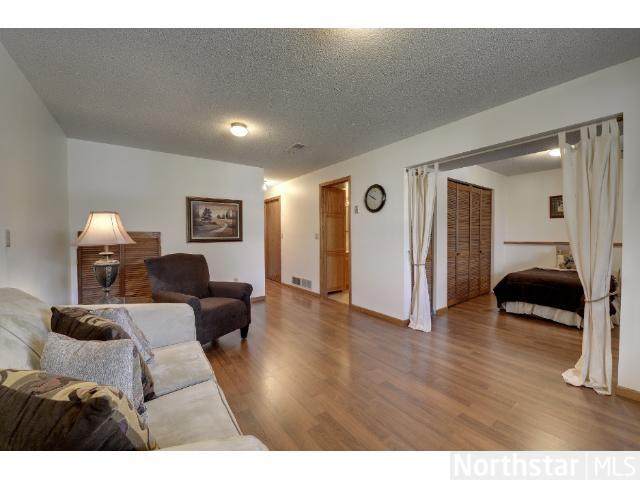 577 Skillman E Ave, Saint Paul, MN 55117 photo 8
