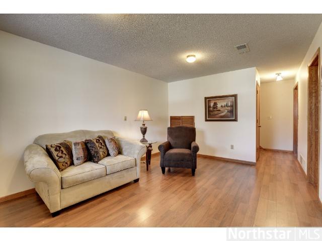577 Skillman E Ave, Saint Paul, MN 55117 photo 7