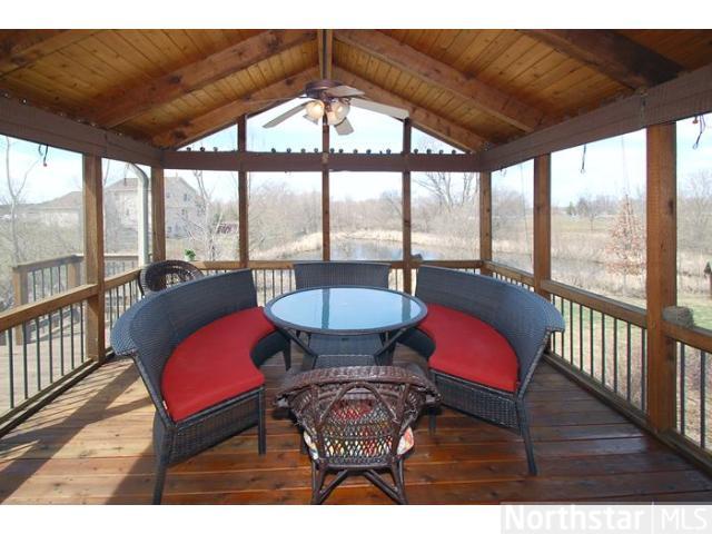 6885 Deer Ct, Hugo, MN 55038 photo 6