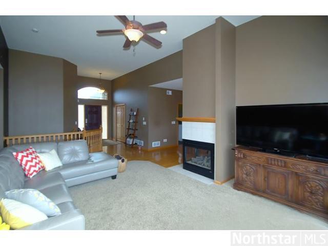 6885 Deer Ct, Hugo, MN 55038 photo 13