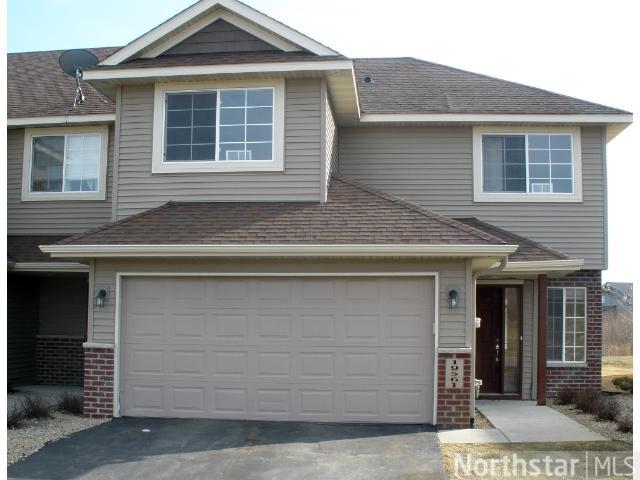 19561 Prairieview Dr, Rogers, MN 55374 photo 1