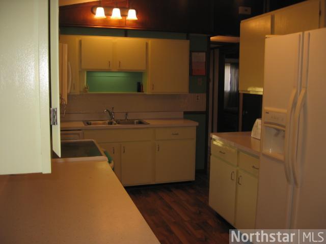 331 Spruce E Dr, Annandale, MN 55302 photo 3