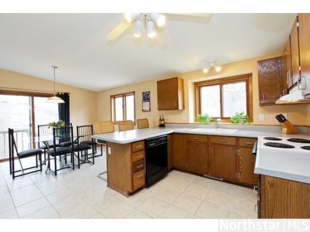5545 Three Points Blvd, Mound, MN 55364 photo 4