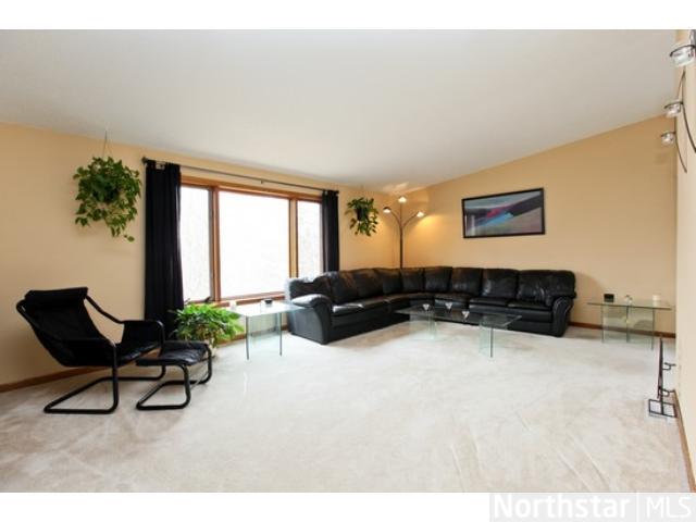 5545 Three Points Blvd, Mound, MN 55364 photo 2