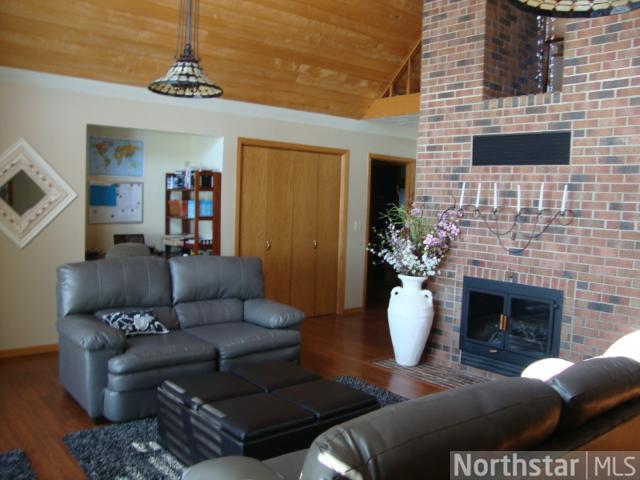 1663 48th Ave NE, Willmar, MN 56201 photo 9