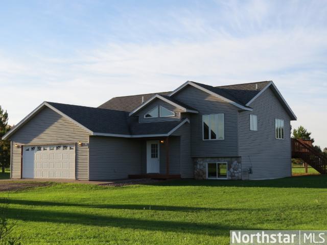 2872 Gander Dr, Willow River, MN 55795 photo 1