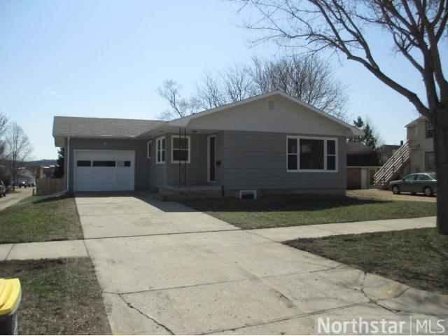 317 S 5th St, Saint Peter, MN 56082 photo 1