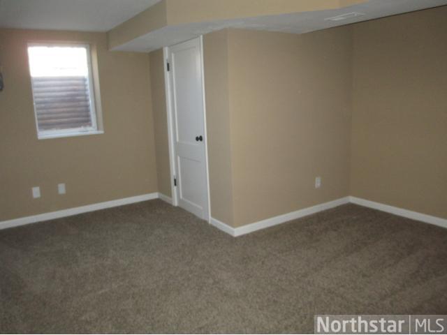 317 S 5th St, Saint Peter, MN 56082 photo 11