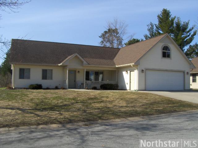 111 White Pine Ct, Mora, MN 55051 photo 1
