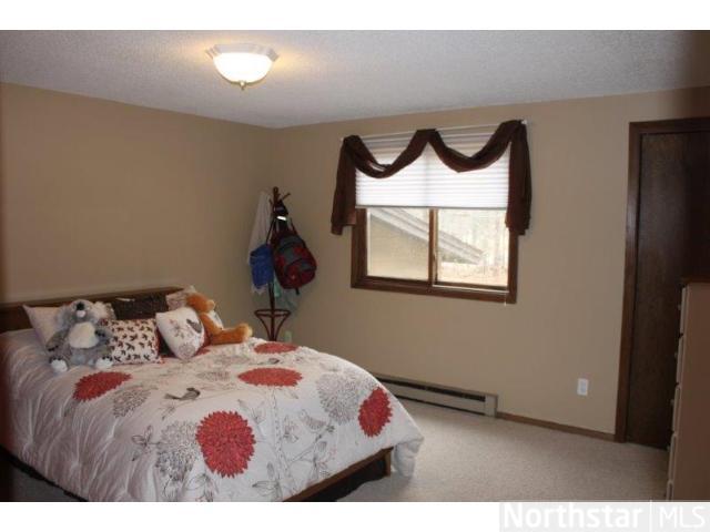 8425 Red Pine Cir, Baxter, MN 56425 photo 10