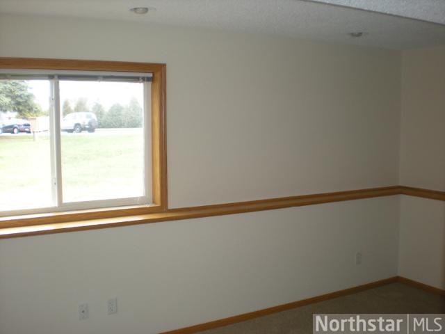 1701 Shannon Dr, Saint Cloud, MN 56301 photo 7