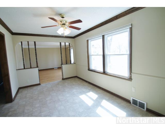 400 W 3rd St, Chaska, MN 55318 photo 6