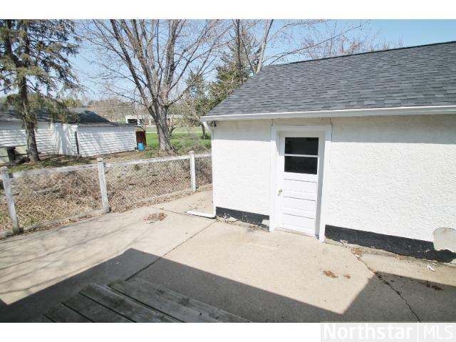 400 W 3rd St, Chaska, MN 55318 photo 14