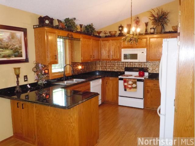 3965 Northview Ter, Eagan, MN 55123 photo 3