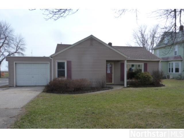 115 1st St E, Madison, MN 56256 photo 1