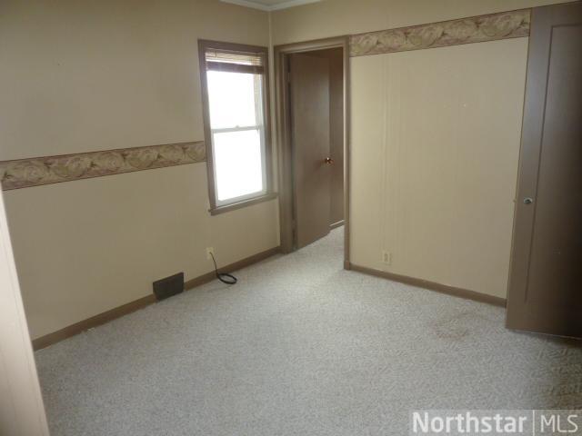 115 1st St E, Madison, MN 56256 photo 6