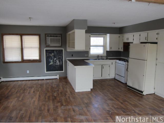 8965 Ivanhoe Trl, Faribault, MN 55021 photo 10