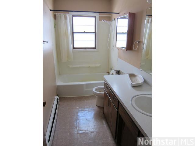 8965 Ivanhoe Trl, Faribault, MN 55021 photo 14