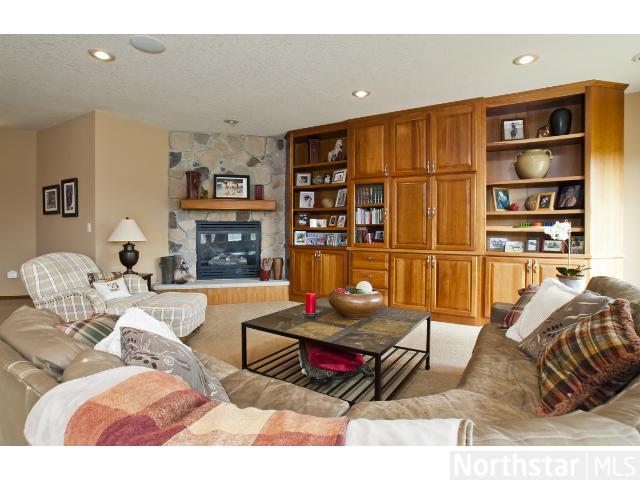 2940 Becker Rd, Maple Plain, MN 55359 photo 11