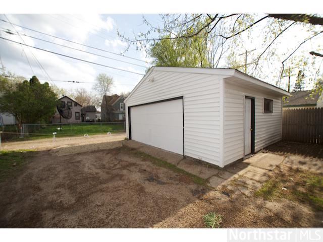 954 3rd St E, Saint Paul, MN 55106 photo 15