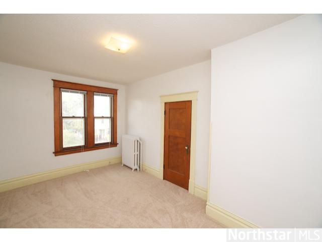 954 3rd St E, Saint Paul, MN 55106 photo 17