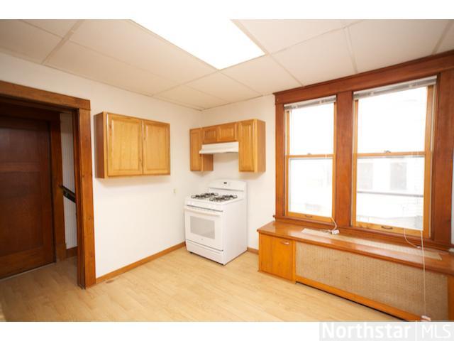 954 3rd St E, Saint Paul, MN 55106 photo 5