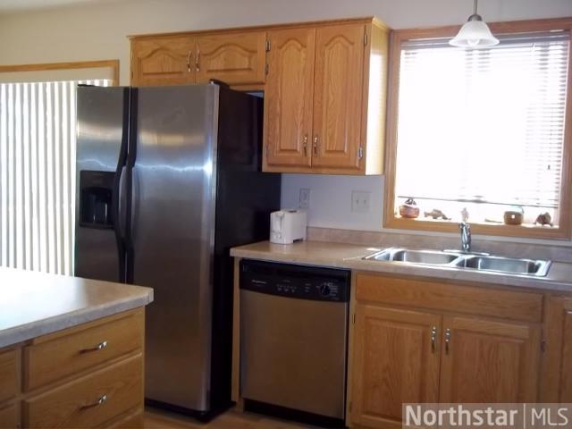 620 Hackberry Dr, Saint Joseph, MN 56374 photo 6