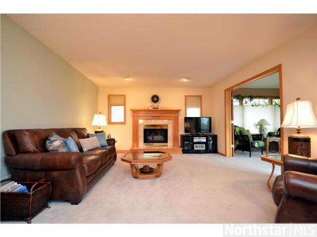 4183 Pond Wynde S, Saint Paul, MN 55122 photo 5