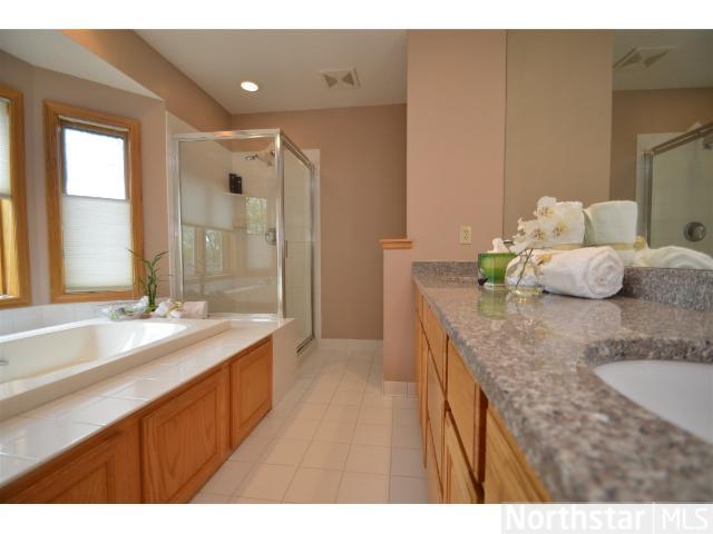 4183 Pond Wynde S, Saint Paul, MN 55122 photo 12