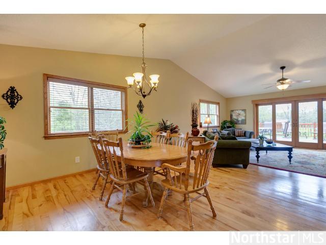 255 Plainview Dr, River Falls, WI 54022 photo 7