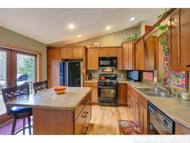 255 Plainview Dr, River Falls, WI 54022 photo 5