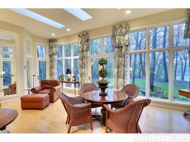 19860 Vine St, Excelsior, MN 55331 photo 3