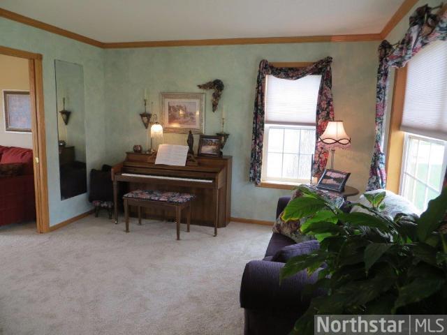 1122 Somerset Blvd, Saint Cloud, MN 56303 photo 5