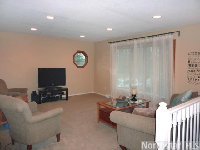 5170 69th Ln, Loretto, MN 55357 photo 1