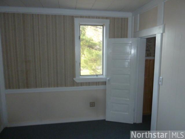 1906 11th E St, Glencoe, MN 55336 photo 9