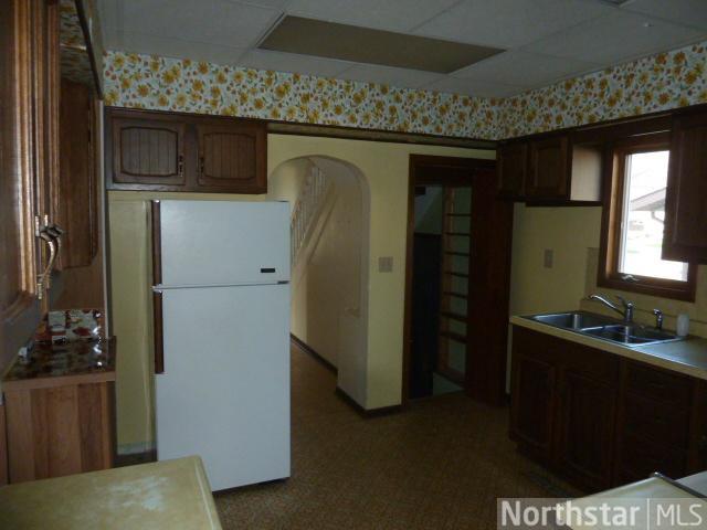 1906 11th E St, Glencoe, MN 55336 photo 4