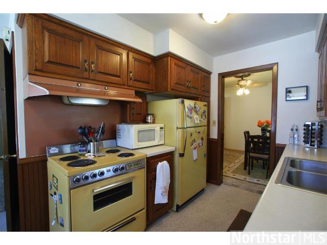 1122 Broadway St, Brainerd, MN 56401 photo 2