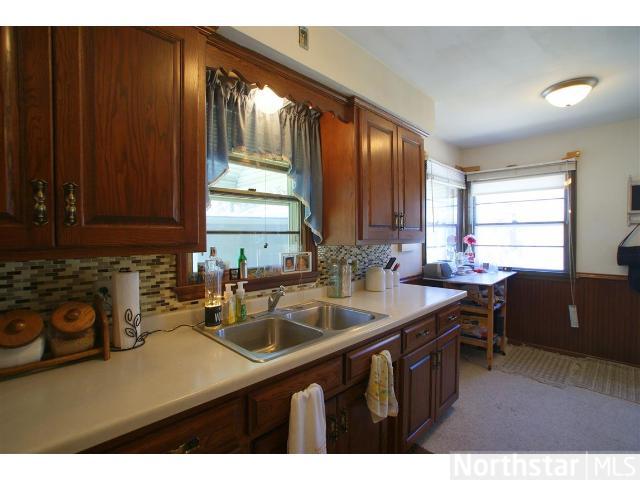 1122 Broadway St, Brainerd, MN 56401 photo 3