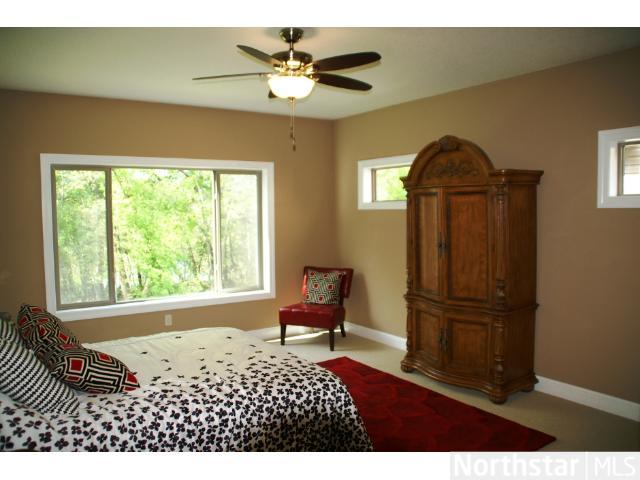 377 Brickyard Dr, Chaska, MN 55318 photo 8