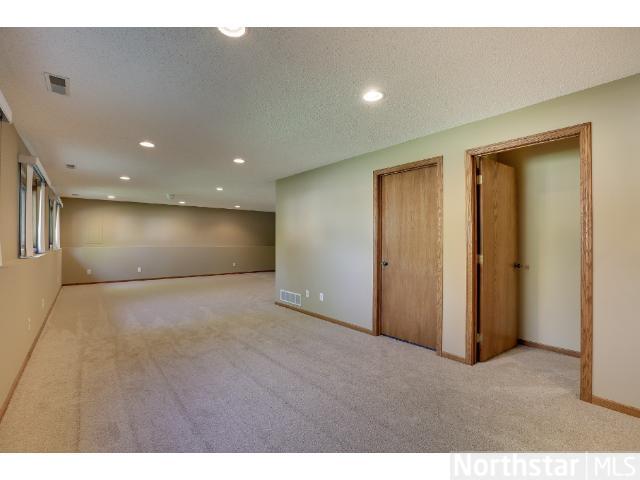 11433 Rhode Island Ct, Champlin, MN 55316 photo 13