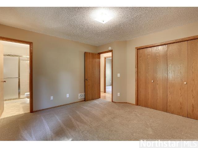 11433 Rhode Island Ct, Champlin, MN 55316 photo 8
