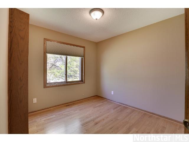 11433 Rhode Island Ct, Champlin, MN 55316 photo 9