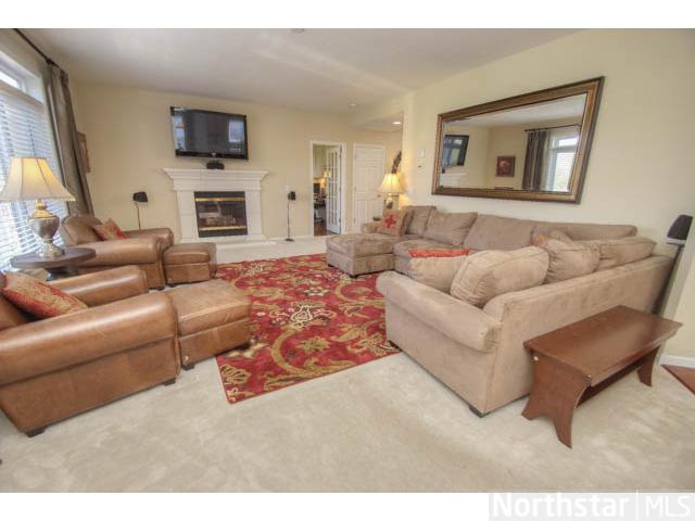 19171 Iteri Ave, Lakeville, MN 55044 photo 4