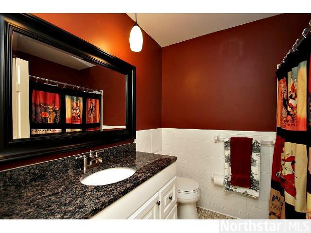 8108 Lea Rd, Bloomington, MN 55438 photo 11