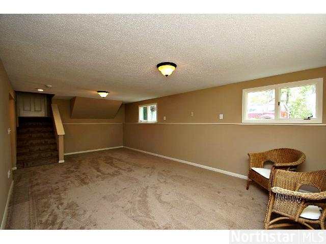 8108 Lea Rd, Bloomington, MN 55438 photo 14
