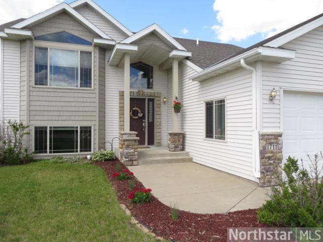 1711 Pine Cone Rd, Saint Cloud, MN 56303 photo 2