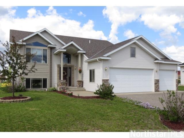 1711 Pine Cone Rd, Saint Cloud, MN 56303 photo 1