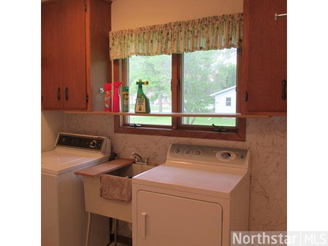 730 E Cedar Ave, Hector, MN 55342 photo 5