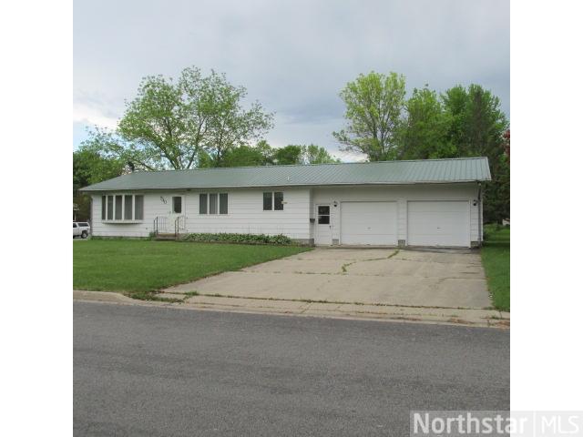 730 E Cedar Ave, Hector, MN 55342 photo 1