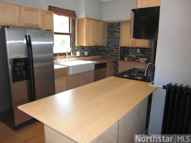 2117 E 33rd St, Minneapolis, MN 55407 photo 8